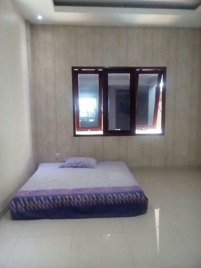 Bintara Jaya Yemima Guest House Bekasi Zewnętrze zdjęcie